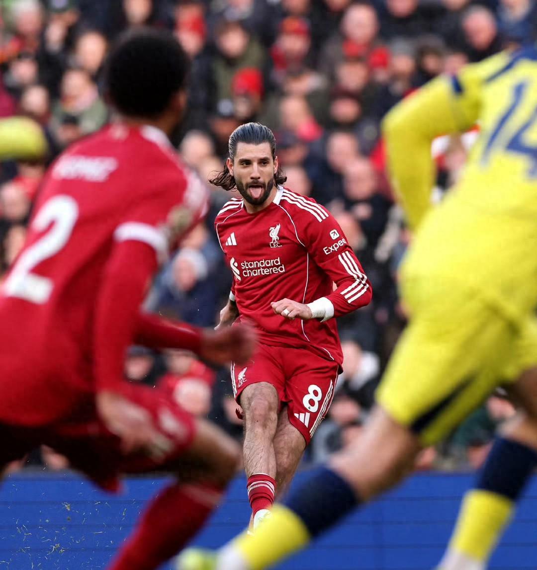 爱游戏登陆入口-抽象!一场1-1绝平,他们太惨了,英超12轮不胜,领先降级区1分!